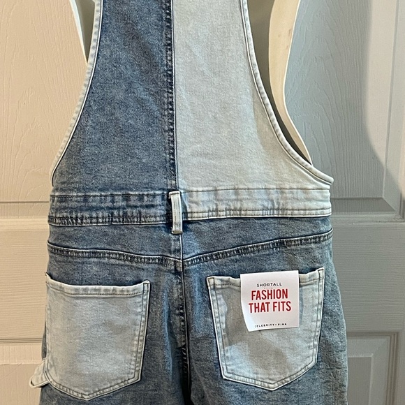 Celebrity Pink Two-Tone Jean Shorts - Picture 6 of 9